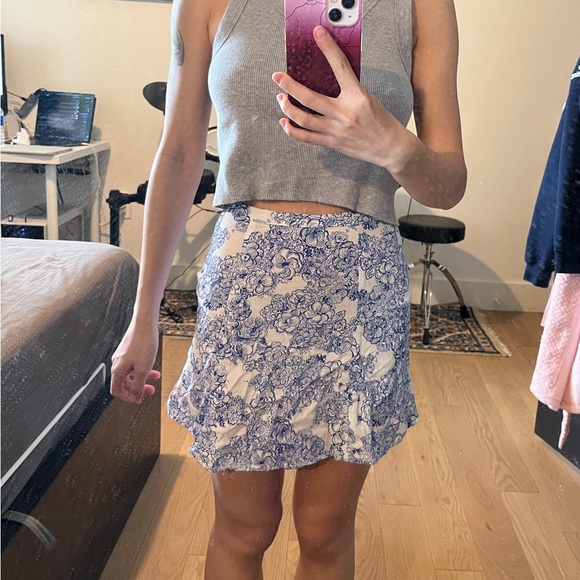 American Apparel Blue floral A-Line skirt - Picture 5 of 6